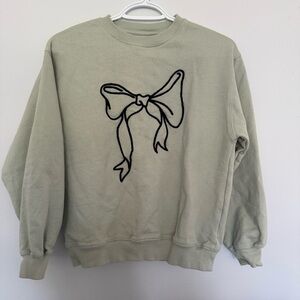 Zara Sage Green Bow Embroidered Sweatshirt‎